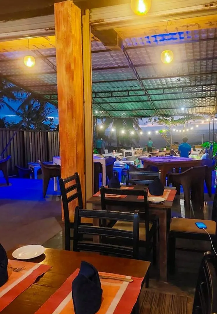 נגומבו Blue Wave Beach Cabanas בית הארחה